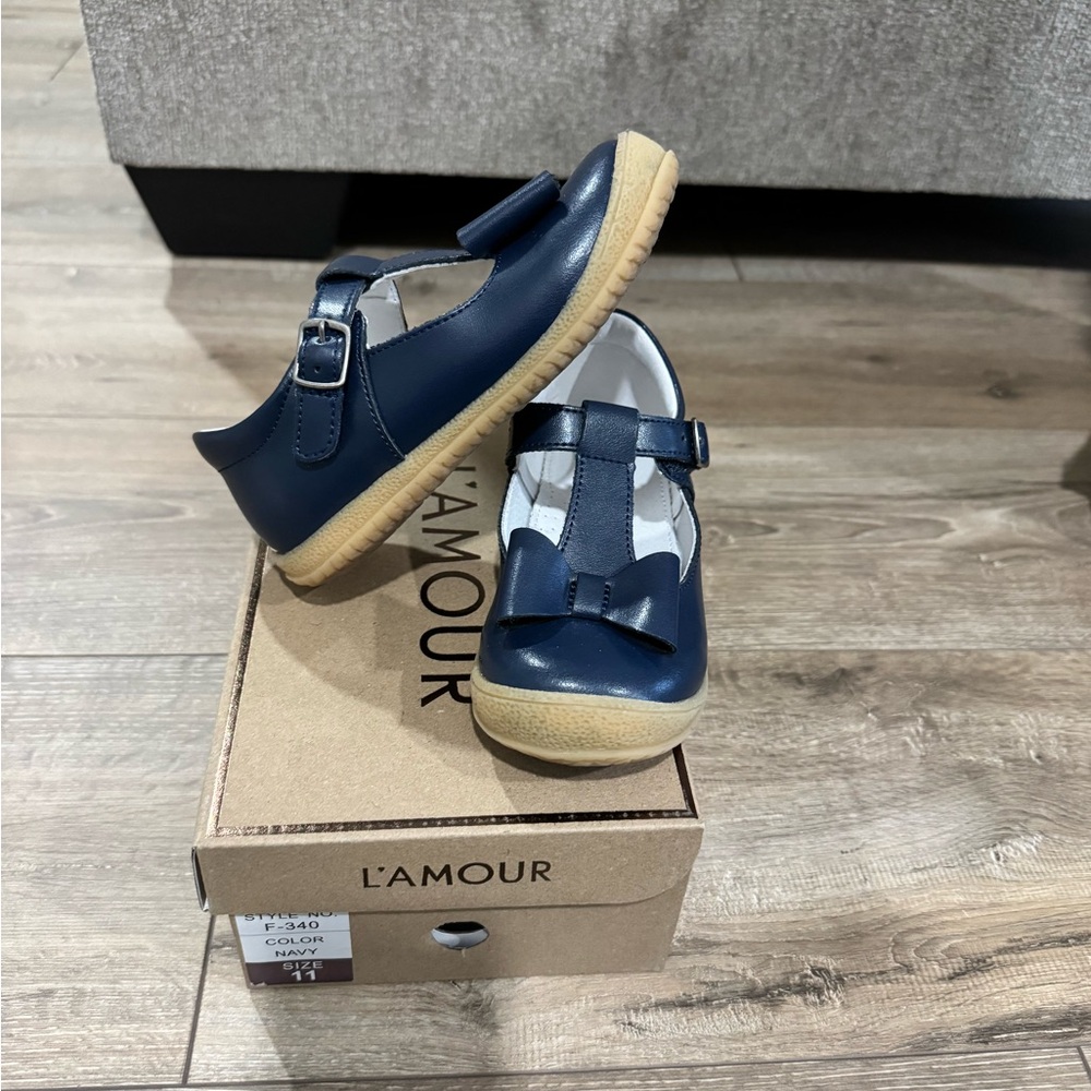 L'Amour Emma Bow Shoes - Picture 6 of 9